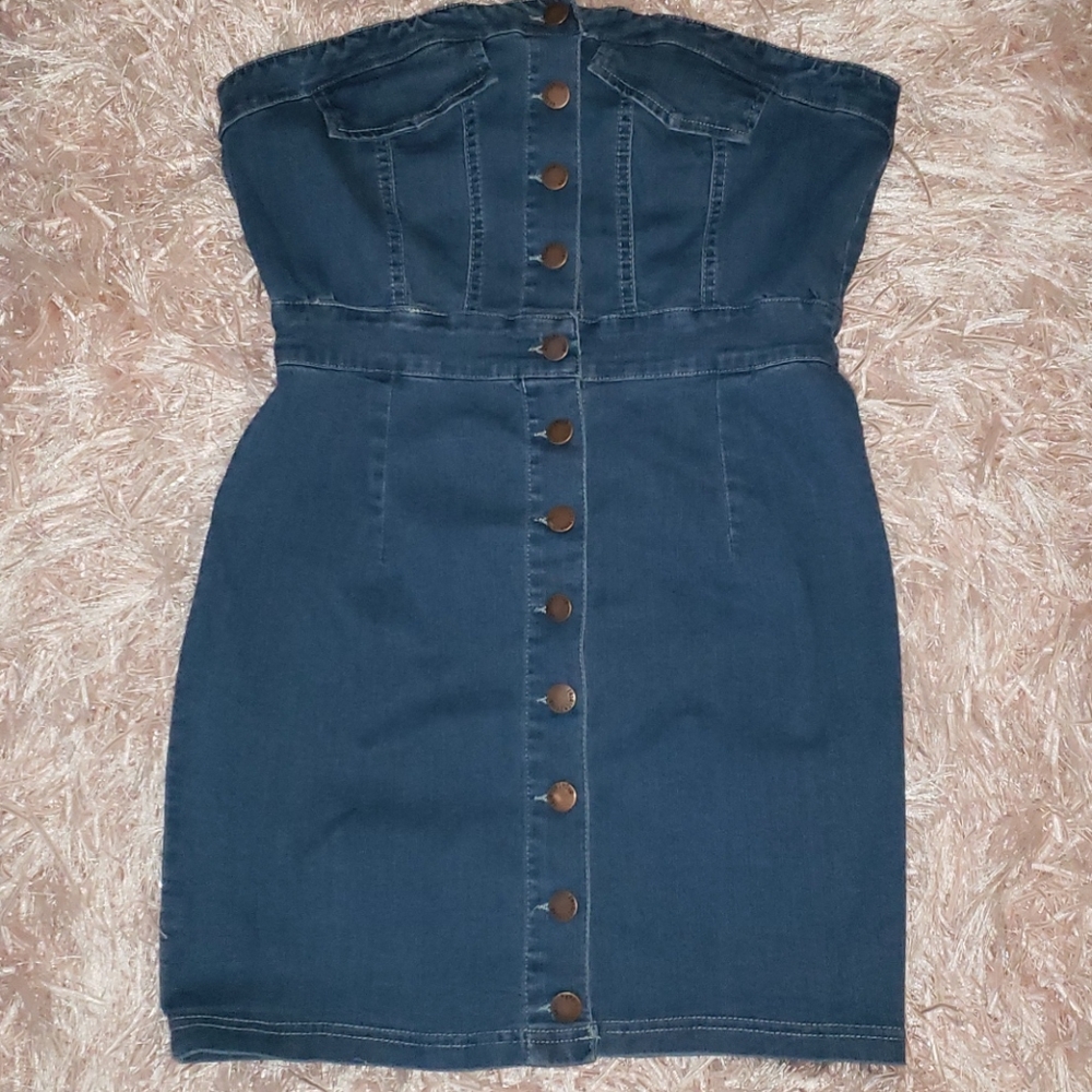 Fashion Nova Denim dress - Picture 2 of 4